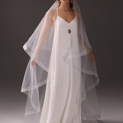 Collection image for: Horsehair Trim Veils