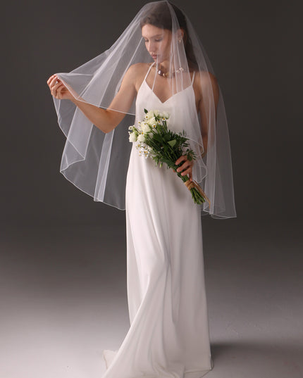 Two Tier Fingertip Bridal Veil with Pencil Edge, Short Wedding Veil, Blusher Veil, Minimalist Tulle Veil, Modern Bride Veil