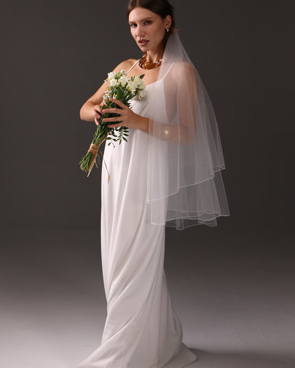 Two Tier Fingertip Bridal Veil with Pencil Edge, Short Wedding Veil, Blusher Veil, Minimalist Tulle Veil, Modern Bride Veil