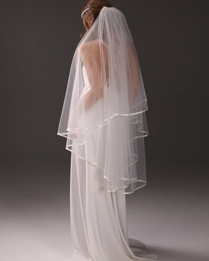 Ivory Satin Trim Veil – Double Layer Bridal Veil for Elegant Brides