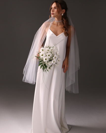Two Tier Fingertip Bridal Veil with Pencil Edge, Short Wedding Veil, Blusher Veil, Minimalist Tulle Veil, Modern Bride Veil