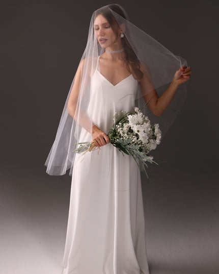 Two Tier Fingertip Bridal Veil with Pencil Edge, Short Wedding Veil, Blusher Veil, Minimalist Tulle Veil, Modern Bride Veil