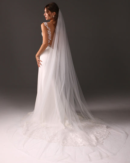 Single Tier Cathedral Bridal Veil, Cut Edge Tulle Veil, Minimalist Wedding Veil, Simple Long Veil, Modern Bride Veil