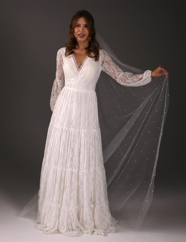 Single Tier Pearl Bridal Veil – Soft Tulle Wedding Veil with Pearls