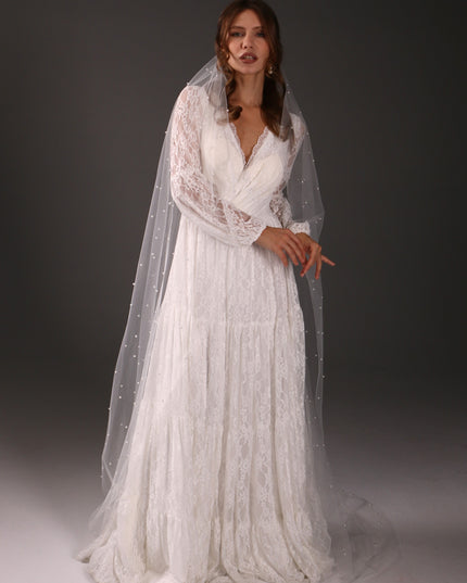 Single Tier Pearl Bridal Veil – Soft Tulle Wedding Veil with Pearls