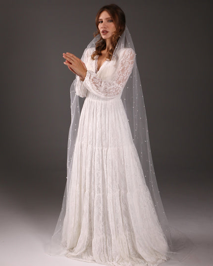 Single Tier Pearl Bridal Veil – Soft Tulle Wedding Veil with Pearls