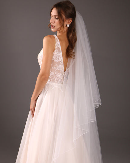 Chapel Length Wedding Veil Two Tier Pencil Edge Bridal Veil Soft Tulle Minimalist Veil Lightweight Modern Bride Veil