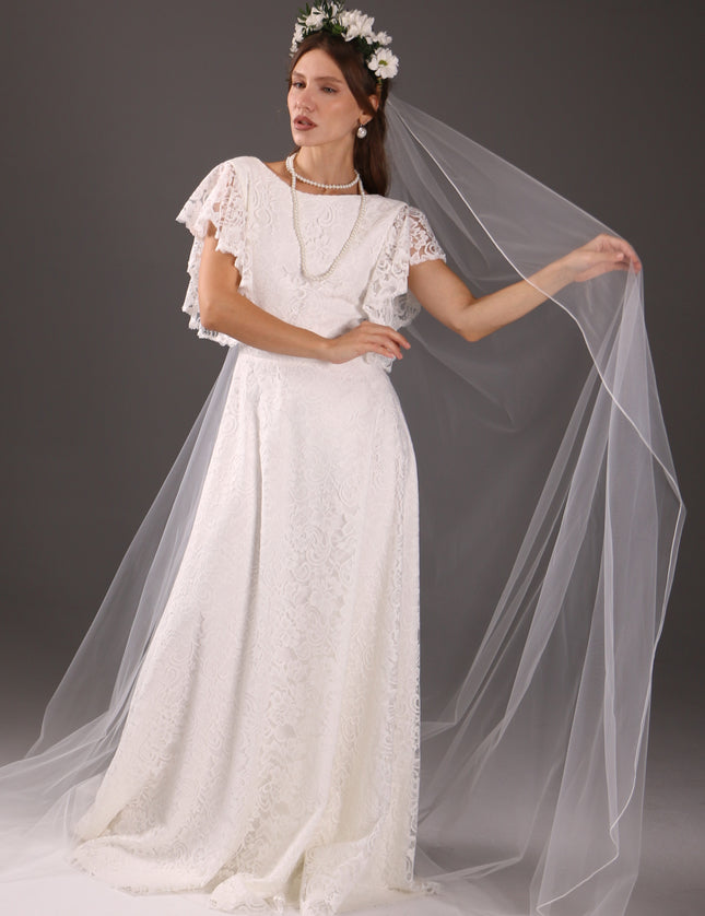 Light Ivory Chapel Wedding Veil: Soft Tulle, Pencil Edge